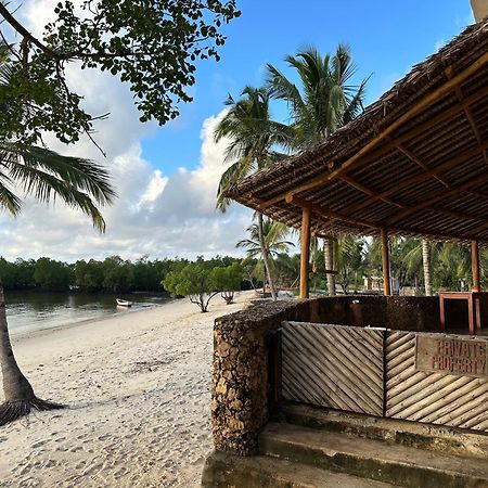 Mwazaro Beach Lodge Shimoni Ngoại thất bức ảnh
