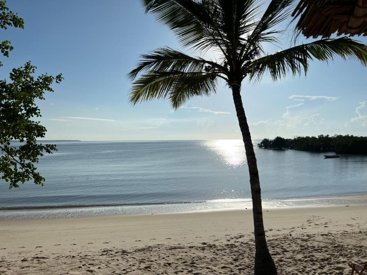 Mwazaro Beach Lodge Shimoni Ngoại thất bức ảnh
